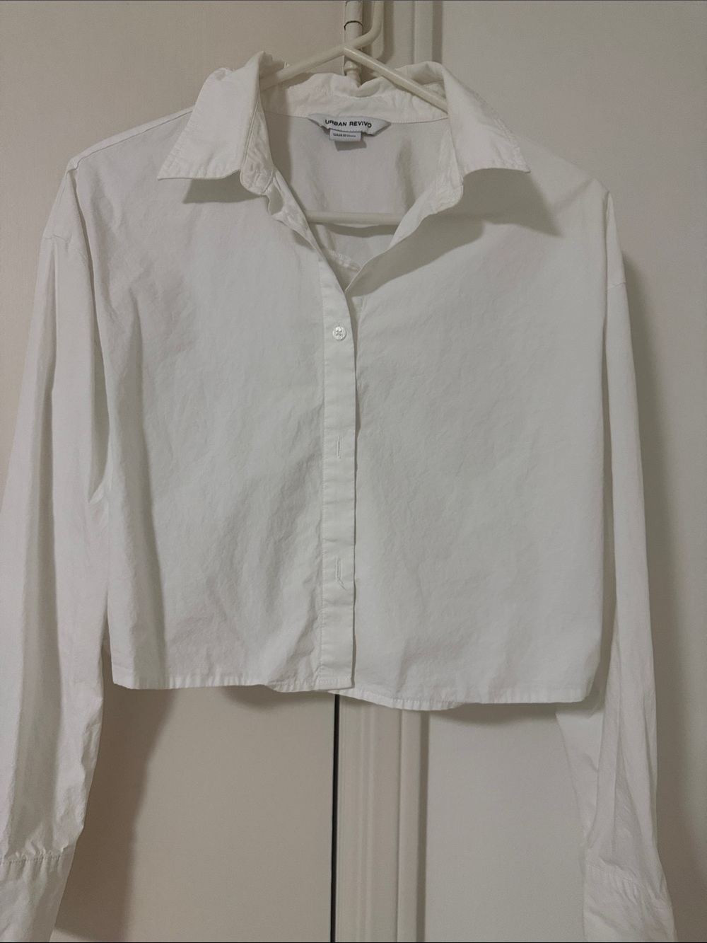 Modern Cropped White Button-Down Shirt by Urban Outfitters
